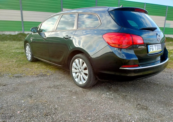 Opel Astra cena 27900 przebieg: 146200, rok produkcji 2012 z Płońsk małe 301